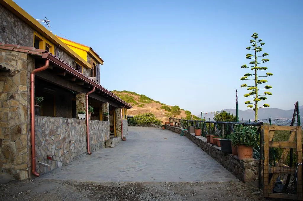 Alloggio per agriturismo Villa L'Aquila Arbus